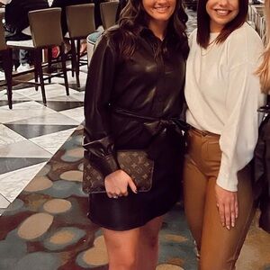 Aritzia Wilfred Dark Brown Leather Jacket